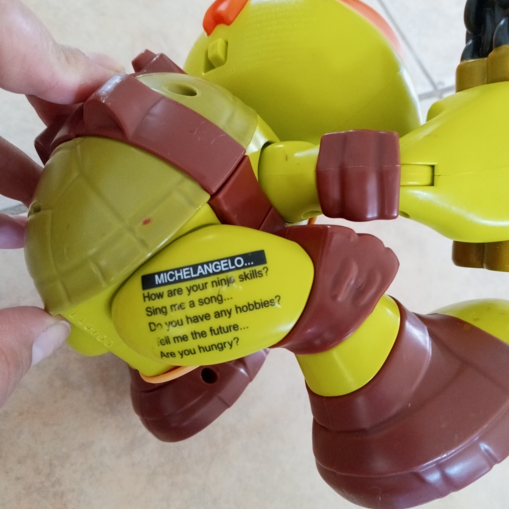 Talking Ninja Turtle - Picture 3 of 4